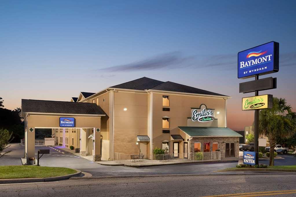 Отель Baymont By Wyndham Grovetown Augusta Экстерьер фото